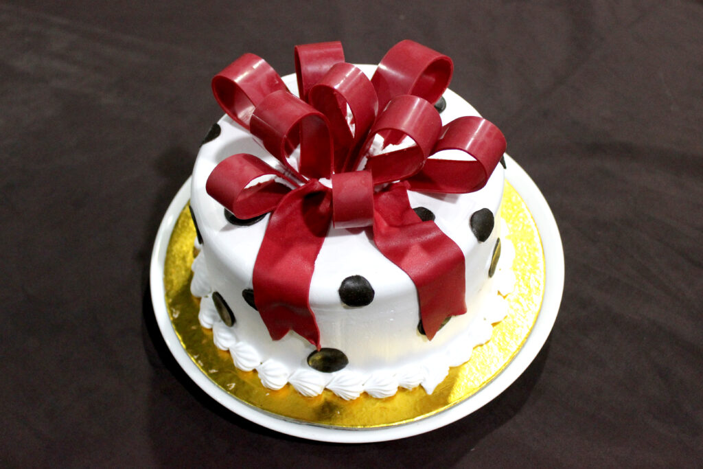 File:Birthday Cake in Bhopal 011 (2).jpg